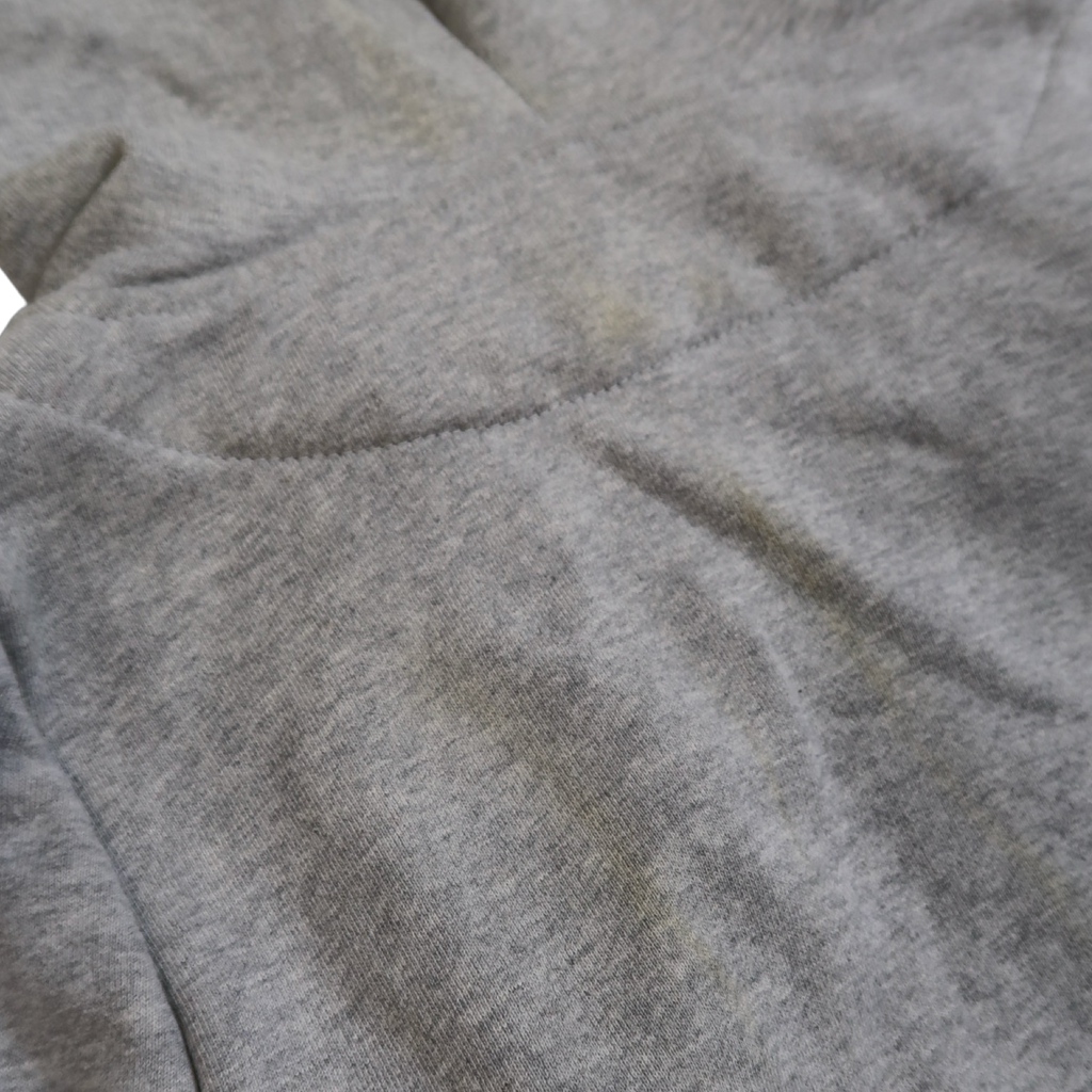 ONLY GREY POM POM ZIP UP - M