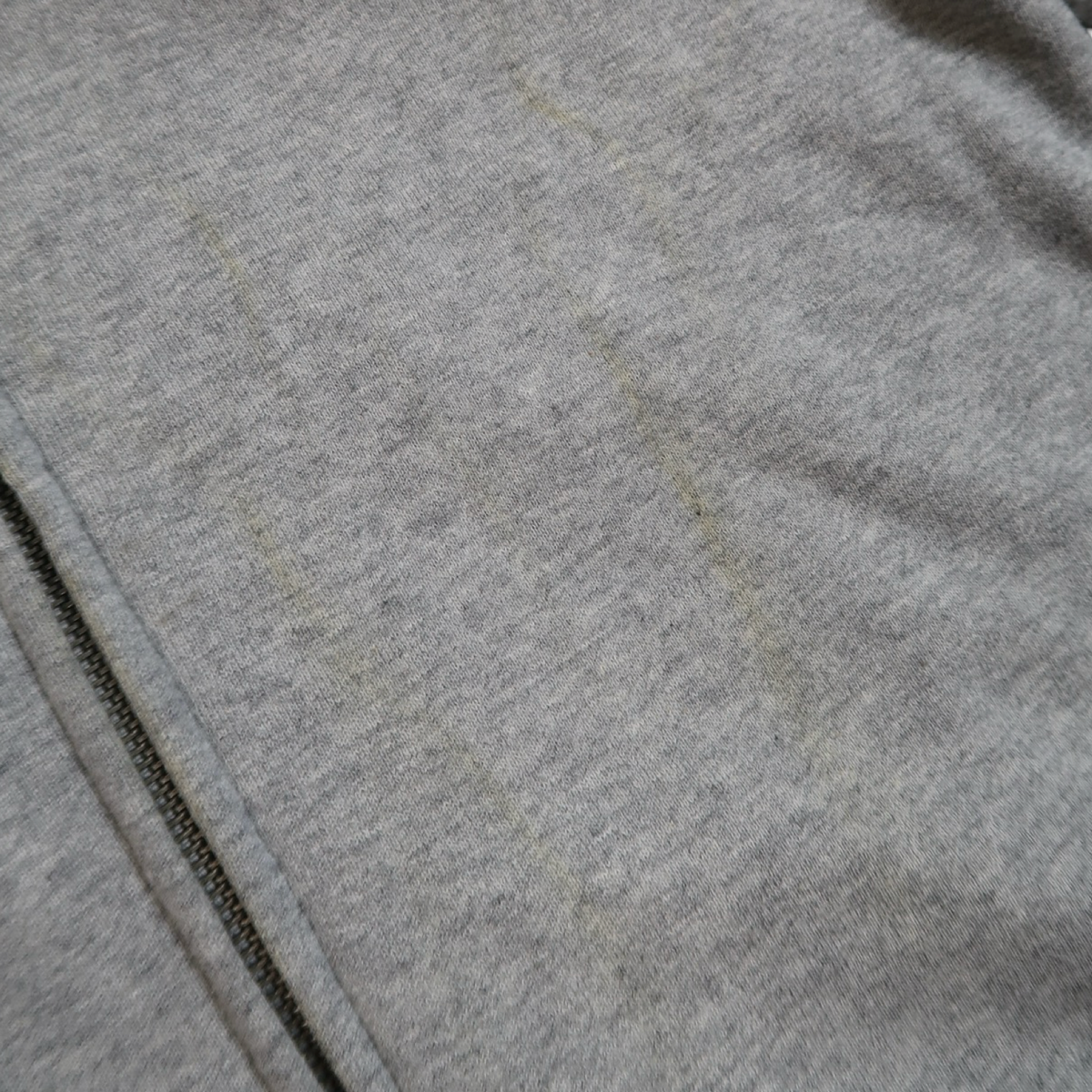 ONLY GREY POM POM ZIP UP - M
