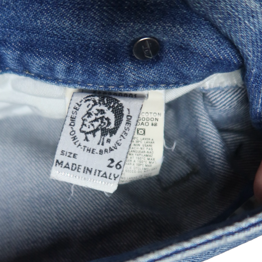 DIESEL BOOTCUT JEANS - 26"
